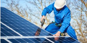 Installation Maintenance Panneaux Solaires Photovoltaïques à Agos-Vidalos